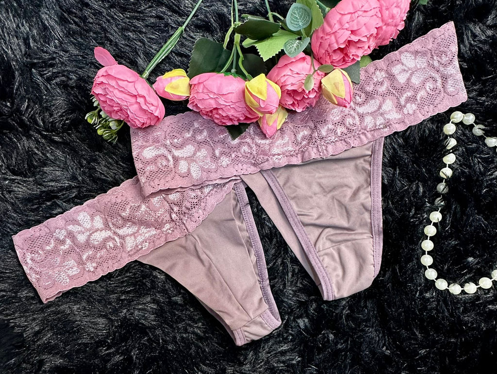 Tanga en Dentelle Tissu Double