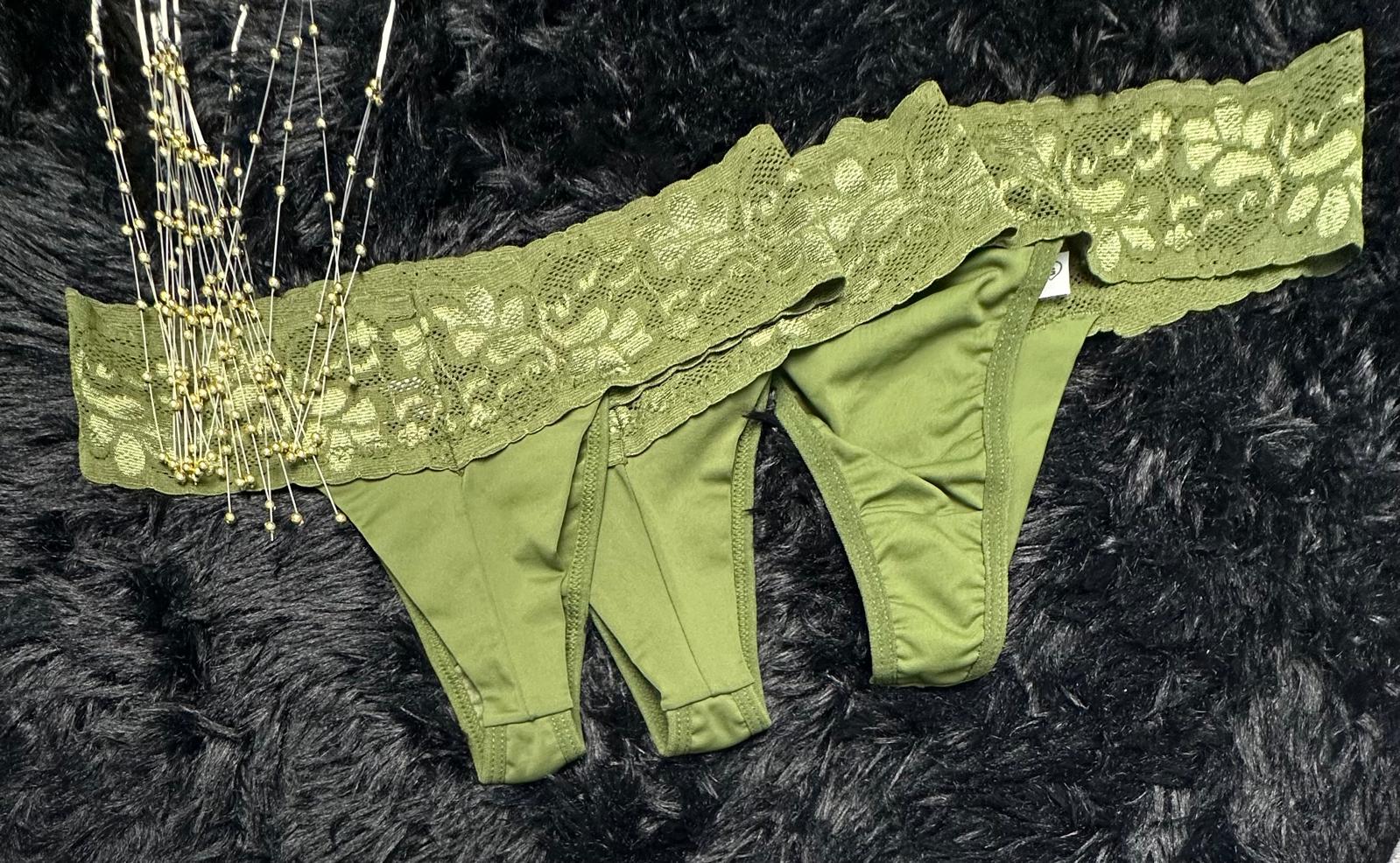 Tanga en Dentelle – Tissu Double