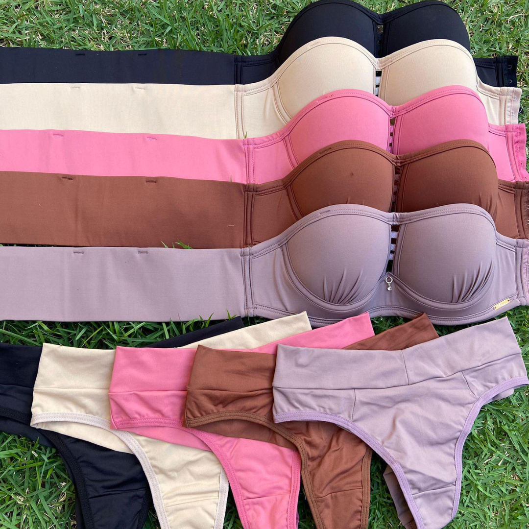 Ensemble de demi-tasses unies