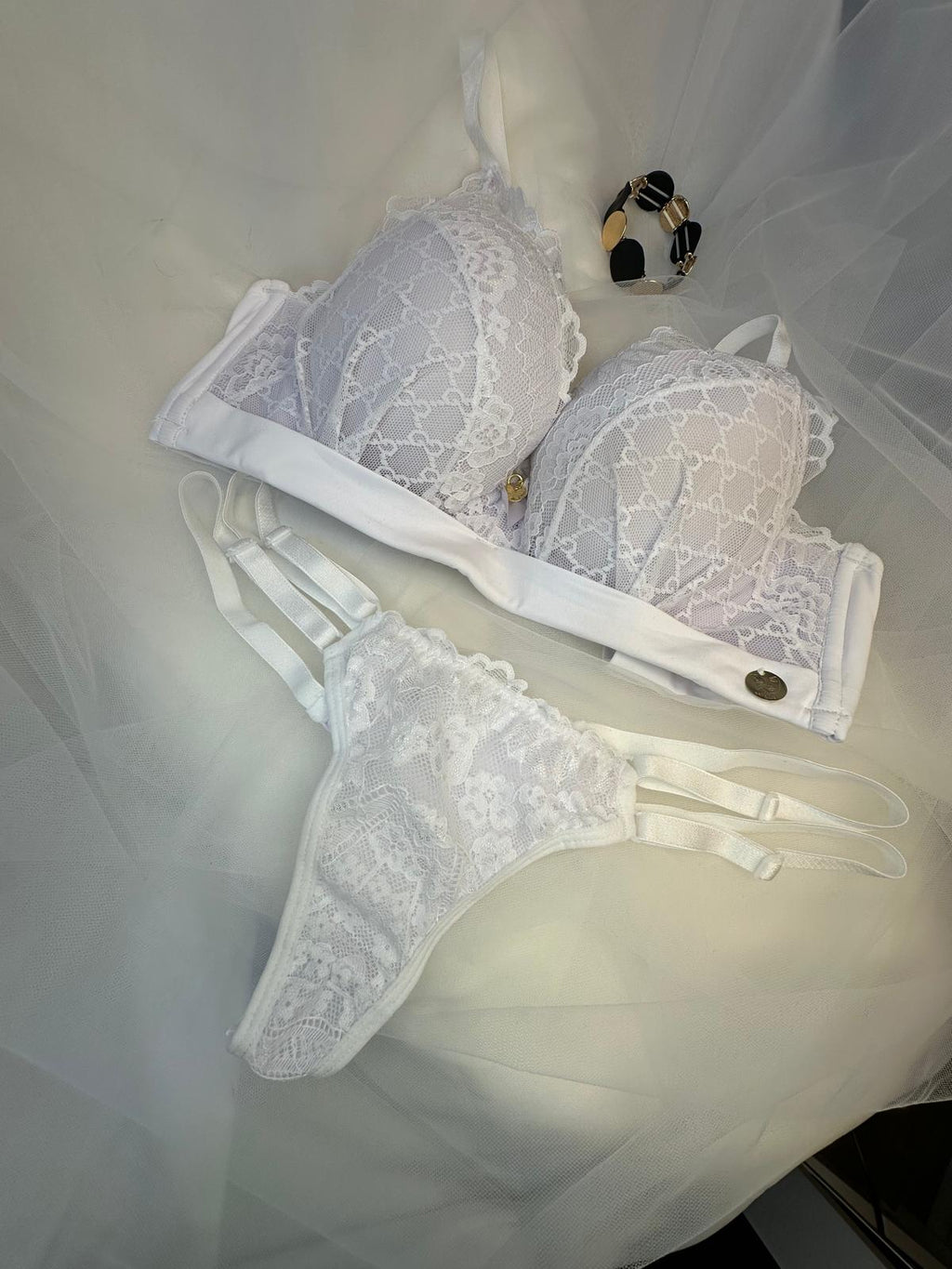 Ensemble Saphir Dentelle Élégante